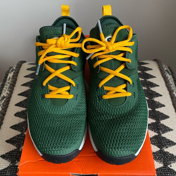nike air max typha 2 nfl green bay